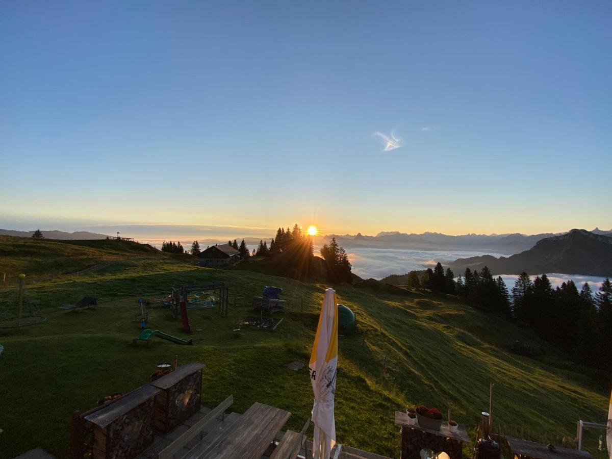 Rigi-Burggeist Alpine Guesthouse Gersau Exterior photo